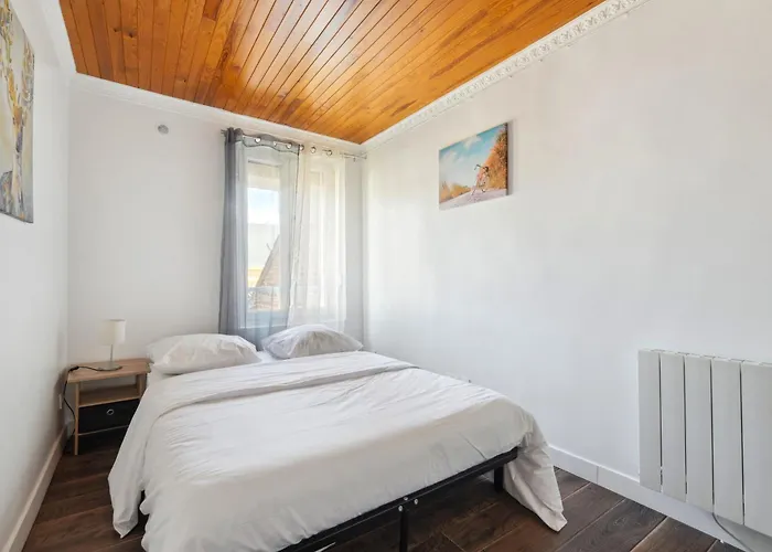 Budget Downtown With Parking Lägenhet