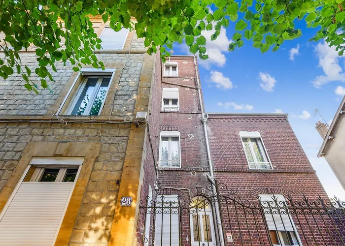 Budget Downtown With Parking Lägenhet *